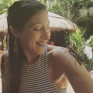 Meet your Posher, Alexis